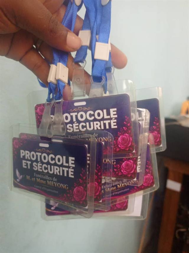 Badges & cordons